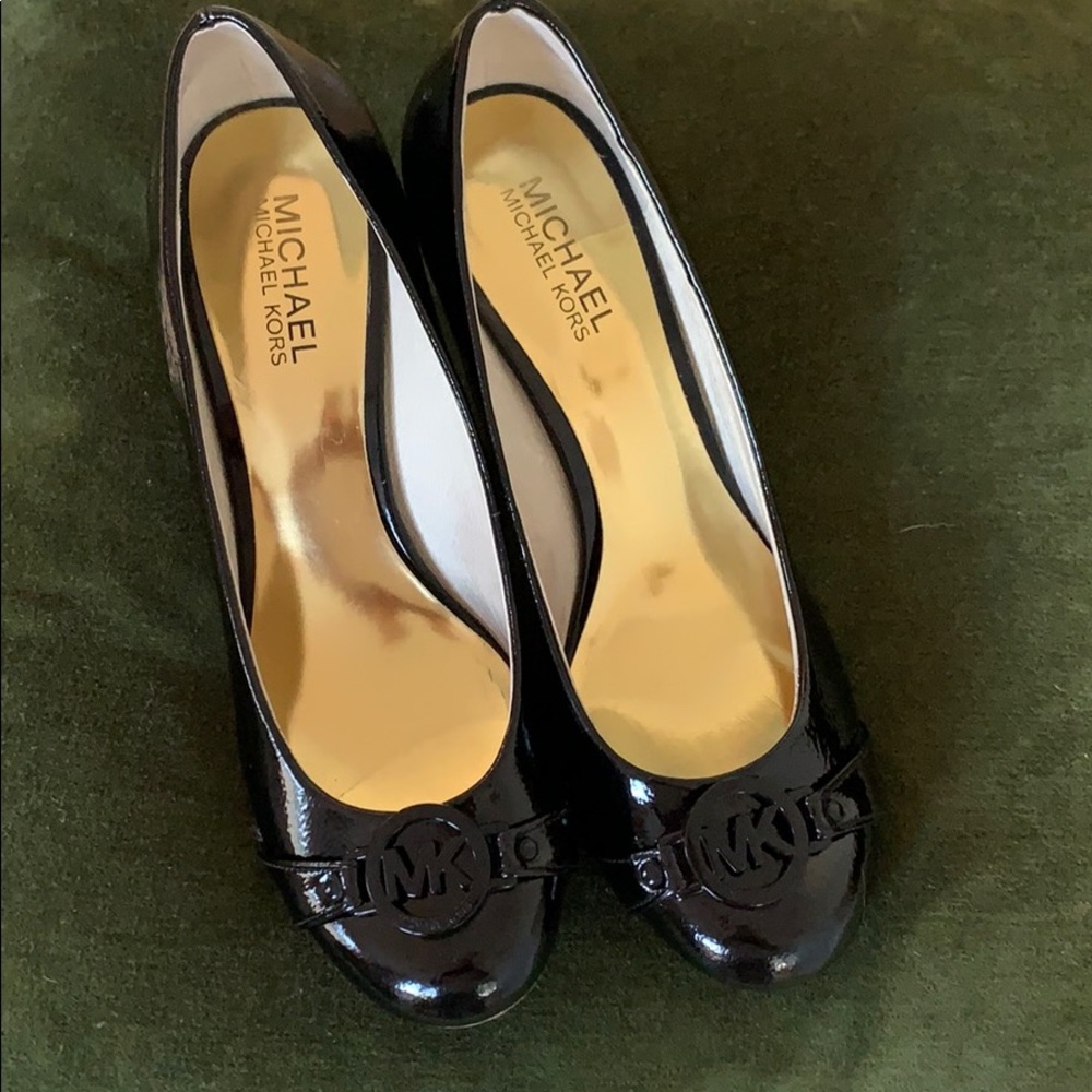 Michael Kors black heels